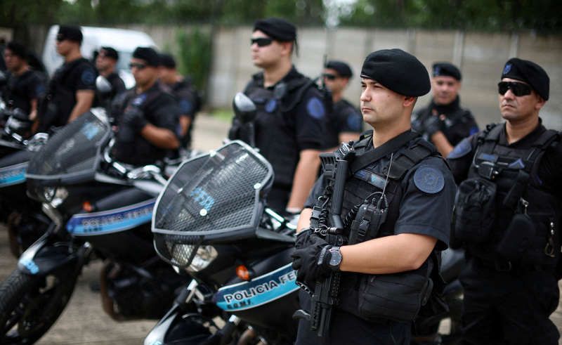Şapte presupuşi membri ai unei organizaţii teroriste au fost arestaţi în Argentina