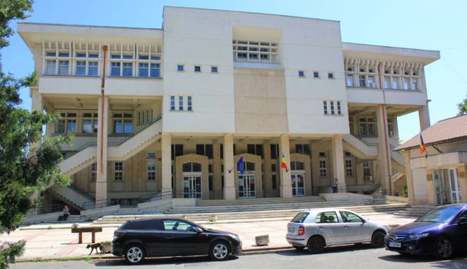 Ziua Arhivelor Naționale, marcată la Biblioteca Județeană - arhivele2-1445968471.jpg