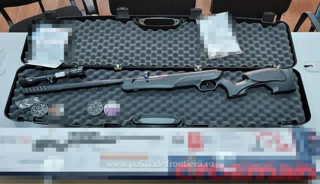 Descoperire uimitoare la controlul coletelor. Arme și proiectile ascunse într-o expediție internațională - arma-1775293085.webp
