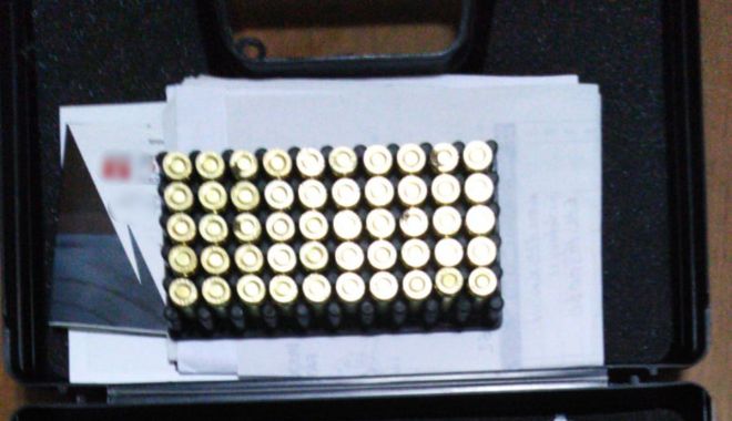 Prins de polițiștii constănțeni, cu PISTOLUL în bagaje, la graniță! - armafrontiera1-1576225651.jpg