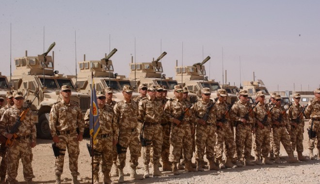 Ministrul Apărării: În principiu, România va începe retragerea trupelor din Afganistan de la jumătatea lui 2013 - armata-1347696189.jpg