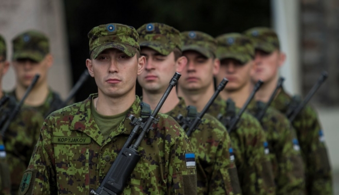 Țările baltice speră să încheie acorduri militare cu SUA înainte de învestirea lui Donald Trump - armata-1481986054.jpg