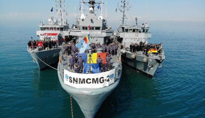 Marea Mediterană, la sud de coastele Turciei. Patru mări și cinci porturi în cinci săptămâni - armata-1582834314.jpg
