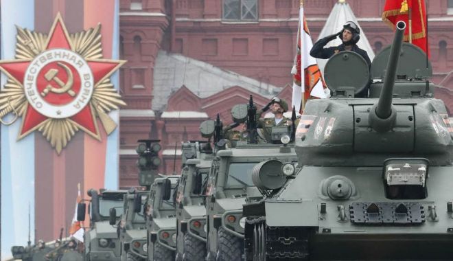 Armata franceză, invitată să participe la parada militară organizată la Moscova - armata-1582896047.jpg