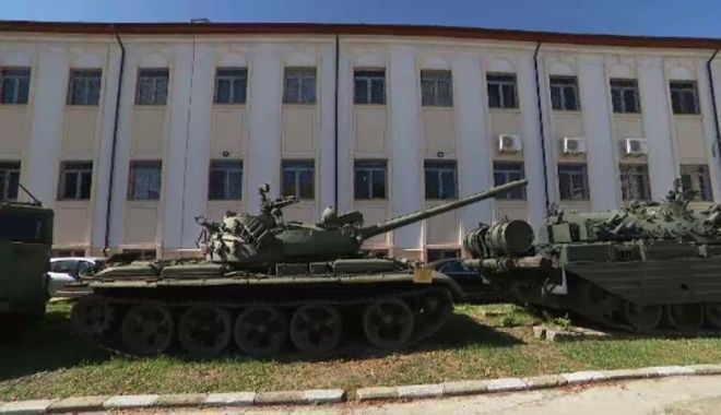 Armata Română își vinde blindatele vechi de 60 de ani. Ce firme le pot achiziționa