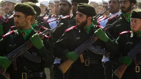 Iranul, pregătit  să antreneze armata siriană - armatairan-1367874725.jpg