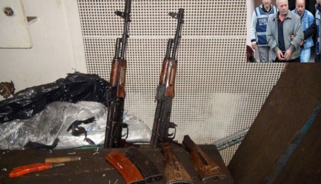 O navă a fost arestată în Turcia pentru trafic de arme - armenava-1353245573.jpg