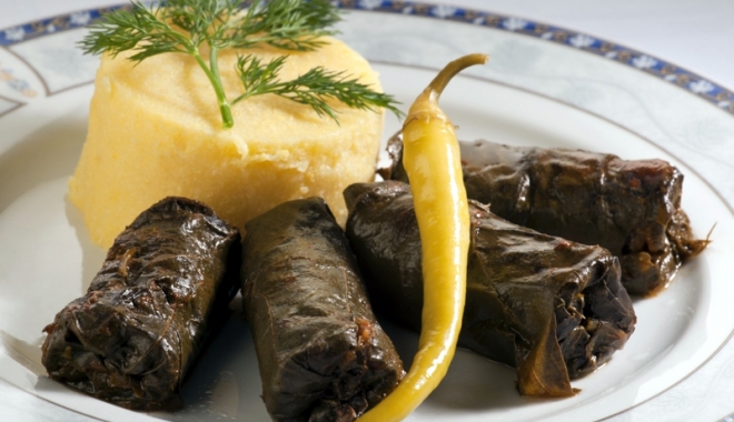 Ce obiceiuri au armenii din Dobrogea de sărbători - armeni-1482068746.jpg