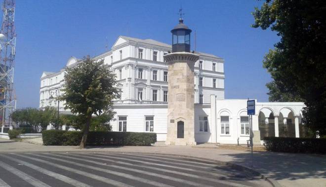 Se va inaugura noua plachetă de pe Farul Genovez - armenii6-1443720404.jpg