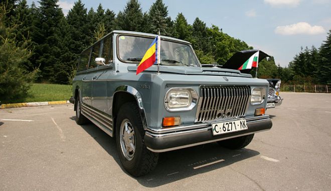 ANAF scoate iar la licitație fostul Aro al lui Ceaușescu. Prețul a fost scăzut cu 25% - aro-1549804140.jpg