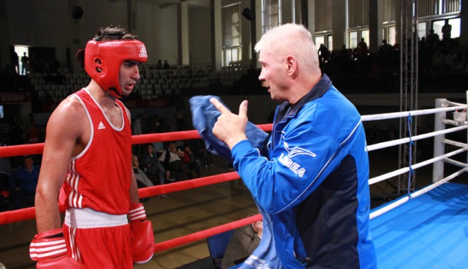 Arsen Mustafa și-a asigurat bronzul la CE de box pentru tineret - arsen-1414088064.jpg