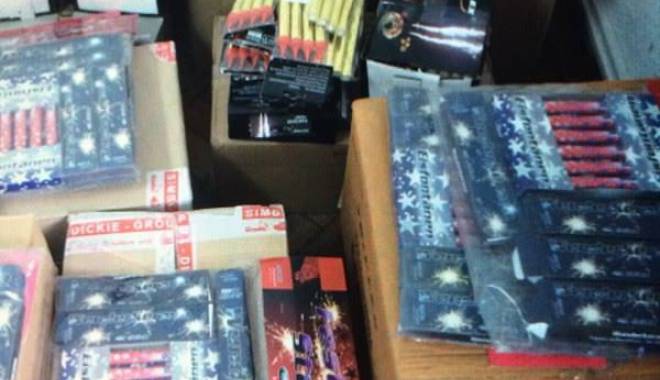 Artificii confiscate de polițiști - artificii3-1451406419.jpg