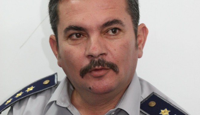 Comisarul șef Adi Tobă s-a întors la Garda de Coastă - ase-1361364699.jpg