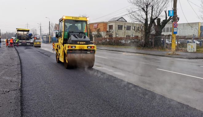 Confort Urban continuă asfaltările pe strada Industrială - asfaltaripestrada-1607541193.jpg