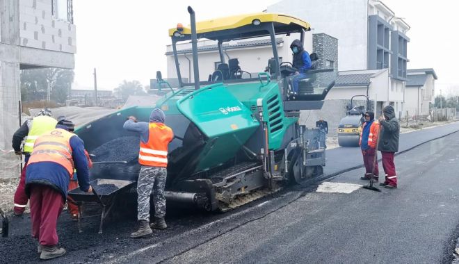 Asfalt pe încă o stradă din cartierul Compozitorilor - asfaltpeincaostrada-1605178946.jpg