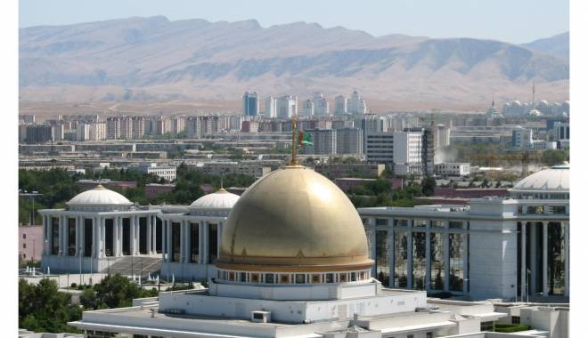 Turkmenistan A INTERZIS toate mașinile negre - ashgabatturkmenistancitywallpape-1422518925.jpg