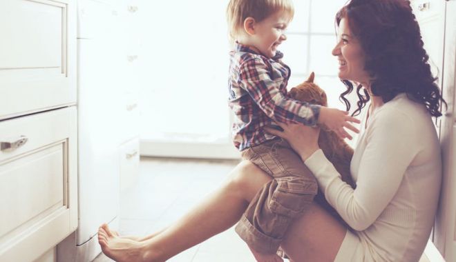 Condiţii mai stricte pentru persoanele care vor să devină asistenţi maternali. Ce categorii sunt excluse - asistent-maternal-1708974351.jpg