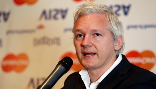 Julian Assange condamnă embargoul impus Cubei de către Statele Unite - assange-1380298747.jpg