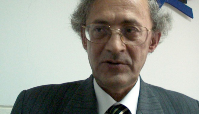 ANI: Rectorul UMF Iași Vasile Astărăstoae este incompatibil - astarastoaie-1324286587.jpg
