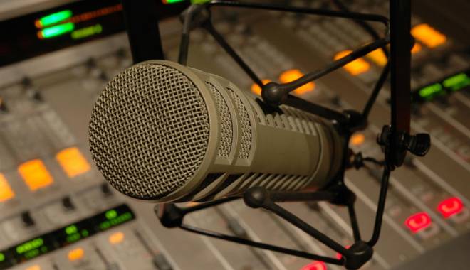 Astăzi este Ziua Mondială a Radioului - astaziesteziua-1423834232.jpg