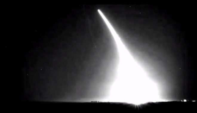 SPECTACOL PE CER! Asteroidul 2010 WC9 a trecut pe lângă Pământ - asteroid146311400-1526455955.jpg