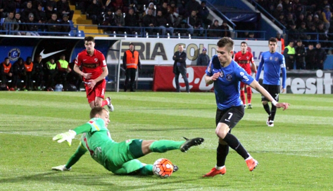 Astra descinde la Ovidiu. Hagi, duel la distanță cu Șumudică - astra-1460135051.jpg