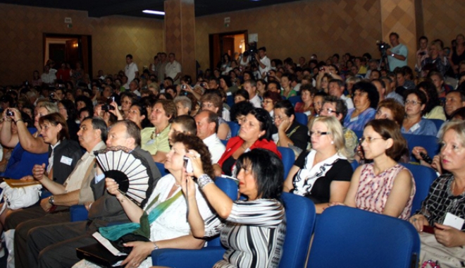 A sunat adunarea învățătorilor - asunatadunarea-1466526084.jpg