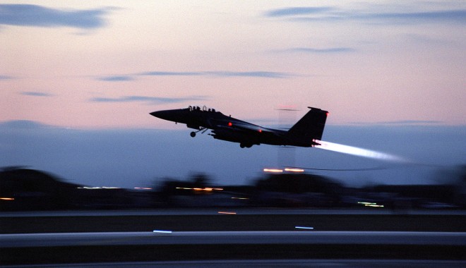 Raid aerian al NATO în Afganistan - atac-1378700343.jpg