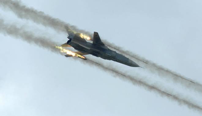 10 morți într-un raid rusesc asupra unei închisori al-Qaida din Siria - atac-1452350109.jpg