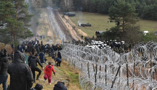 UE a anunțat noile sancțiuni împotriva Belarusului. Criza migranților se agravează la granția cu Polonia - atac-1637047838.jpg