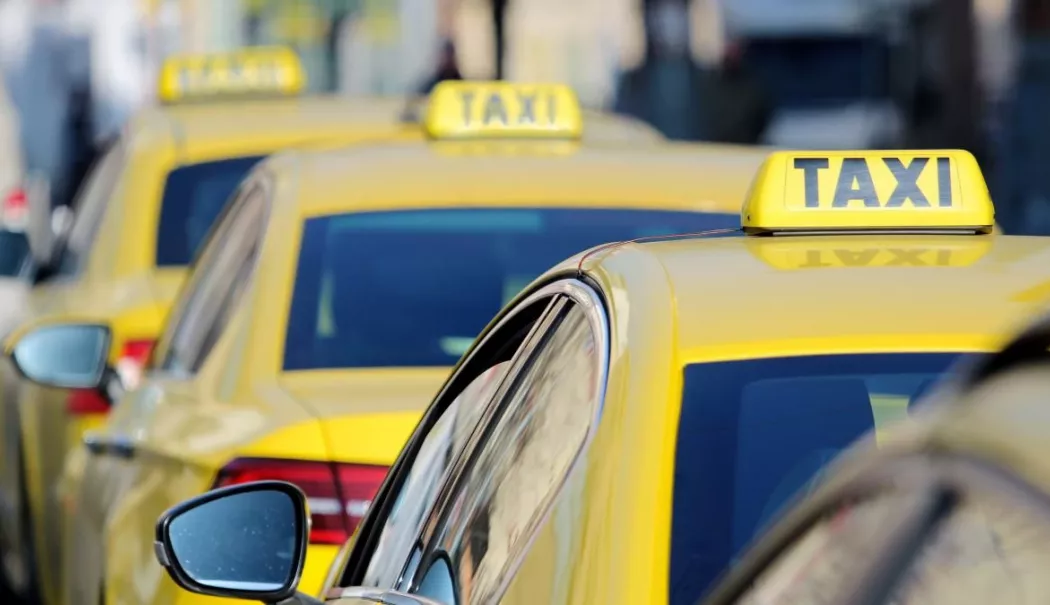 Val de violență juvenilă. Doi adolescenți au atacat un taximetrist cu un cuțit - atac-1769590329.webp