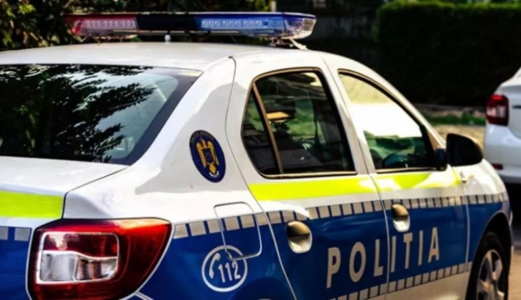 Mai mulţi artişti, atacaţi cu pietre după un spectacol de Crăciun. Patru minori au fost citaţi