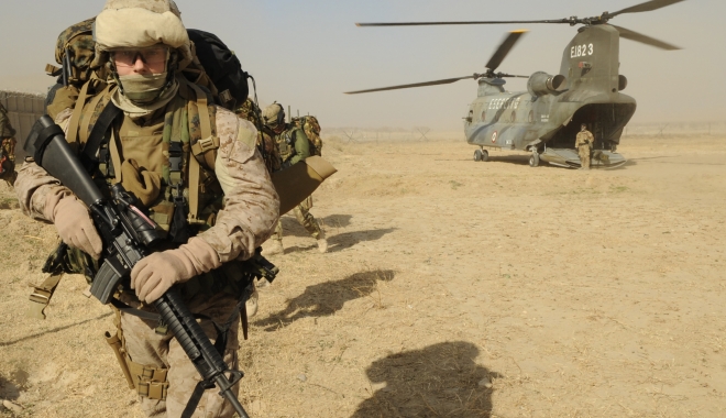 Statele Unite suplimentează trupele din Irak pentru a combate ISIS - atac23-1460995596.jpg