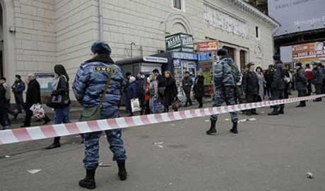 Atac armat într-o școală din Moscova - atacarmat1501591468-1504610851.jpg
