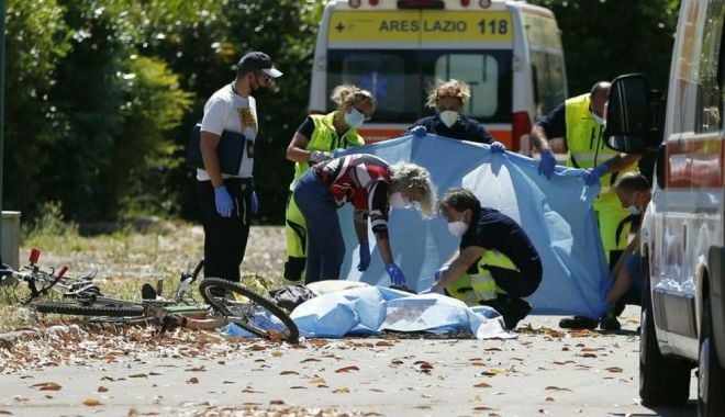 Atac armat în Italia: Doi copii şi un bătrân, împuşcaţi pe o stradă - atacarmatinitaliartf-1623676900.jpg