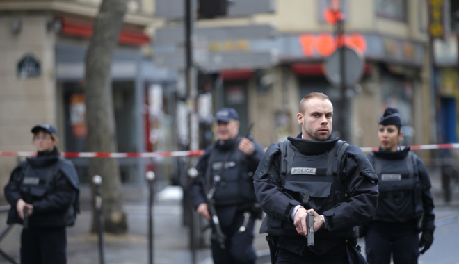 Atac armat în Paris.  Două victime - atacarmatparis-1464527397.jpg