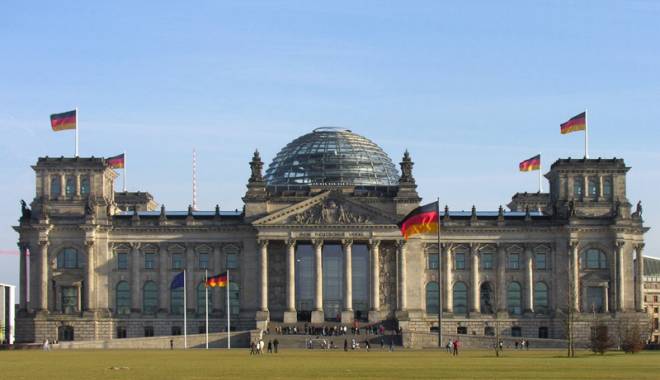 Atac cibernetic  asupra Bundestag-ului - ataccibernetic-1454253043.jpg