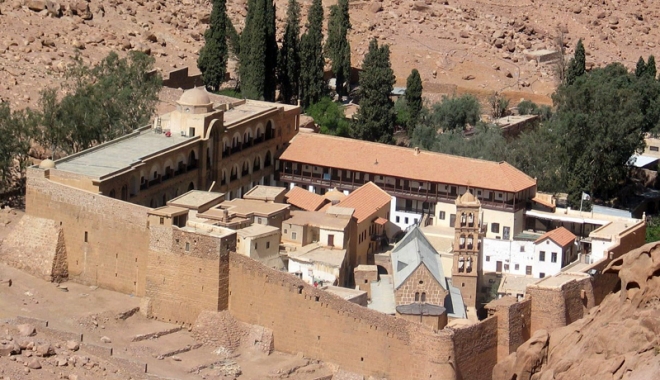 Atac lângă mănăstirea  Sf. Ecaterina din Sinai.  SI revendică atentatul - ataclamanastireasfantaecaterina-1492610464.jpg