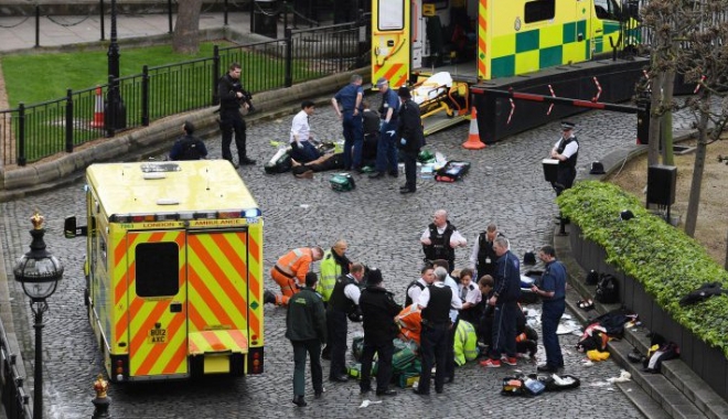 Informații de ultimă oră despre românii răniți în ATACUL de la Londra - ataclondra068211040036821500-1490251832.jpg
