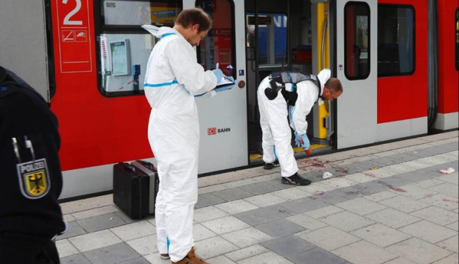 Atac la metroul  din Frankfurt: Patru oameni, măcelăriți  cu un cuțit - atacmetrouldinfrankfurt-1477837068.jpg