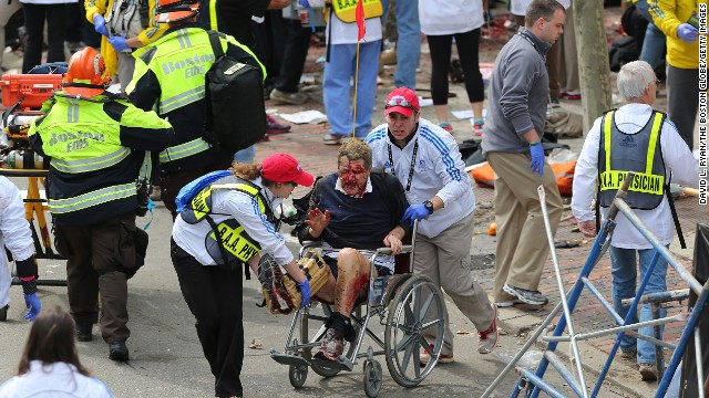IMAGINI ȘOCANTE! Atacuri TERORISTE în Boston: Morți, răniți și oameni cu membre amputate! - atacul-1366093794.jpg