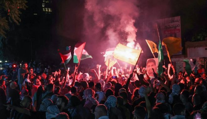 Protestatarii atacă ambasadele Israelului şi SUA din întreaga lume - atacuri-1697645676.jpg