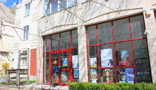 Eveniment important la Muzeul de Artă Constanța - atelier3-1446191784.jpg