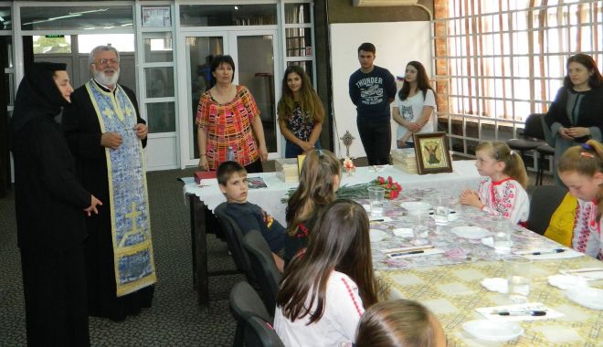 Atelier de pictură icoane pe sticlă, la Mangalia - atelierdepictura-1568927326.jpg