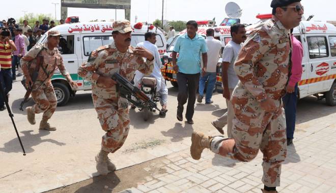 Sute de arestări în Pakistan, după atentatul de la Lahore - atentatpakistan-1459279863.jpg