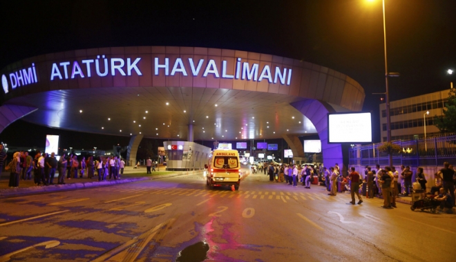 Masacru pe aeroportul din Istanbul,  cu 41 de morți. Detalii șocante: se știa că în Turcia urmează un atentat terorist - atentatturcia-1467201359.jpg