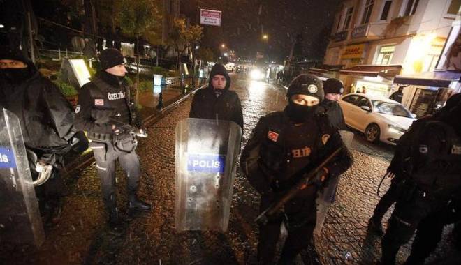 Atentat major dejucat la Istanbul! - atentatuldinistanbulrevendicat-1447680427.jpg