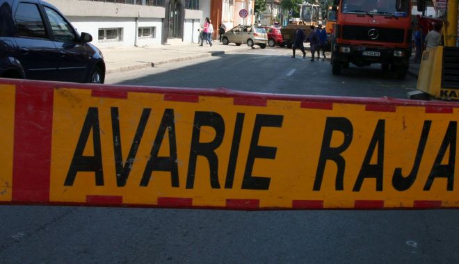 Atenţie, şoferi! Trafic blocat pe strada Ştefan cel Mare - atentie-1618999590.jpg