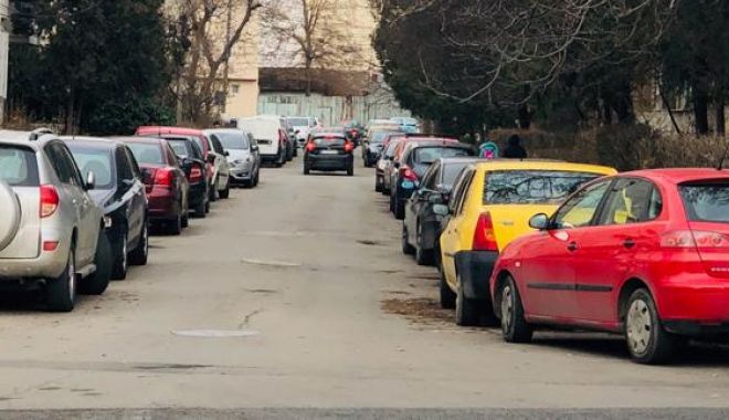 Atenție, constănțeni, trafic blocat pe strada Unirii. Se lucrează la o conductă de apă - atentieconstantenisensunic154809-1548238663.jpg