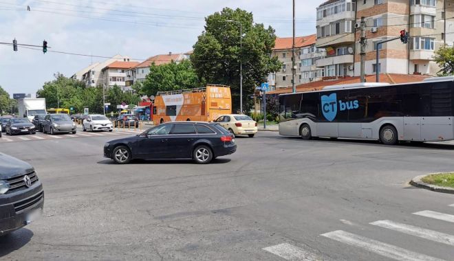 Atenție, șoferi! Semafoarele de la Delfinariu nu vor funcționa marți, 6 iulie - atentiesoferisemafoare-1625253066.jpg